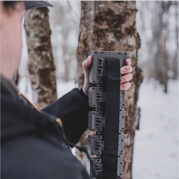 Gray Camera Accessory - Picture 6 of 7